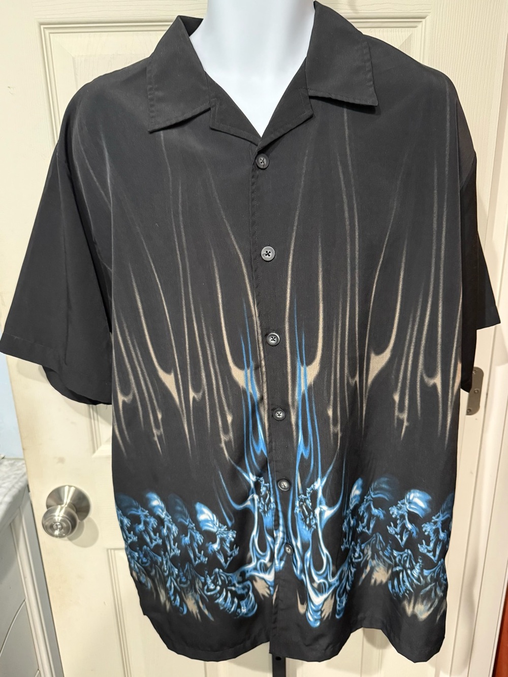VTG Odo Skull Blue Flames Y2K Motorcycle Short-Sleeve Button-Up Shirt